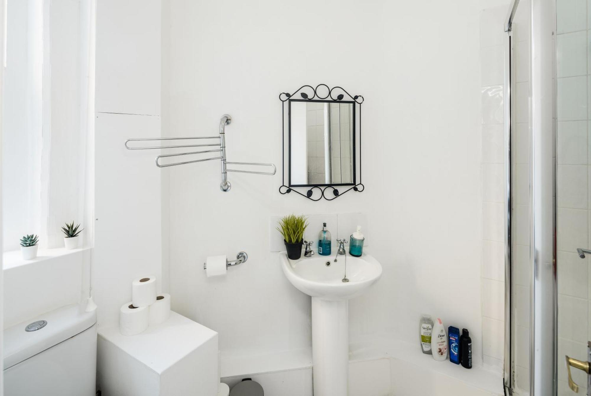 Cosy 1 Bedroom Home In Fitzrovia لندن المظهر الخارجي الصورة