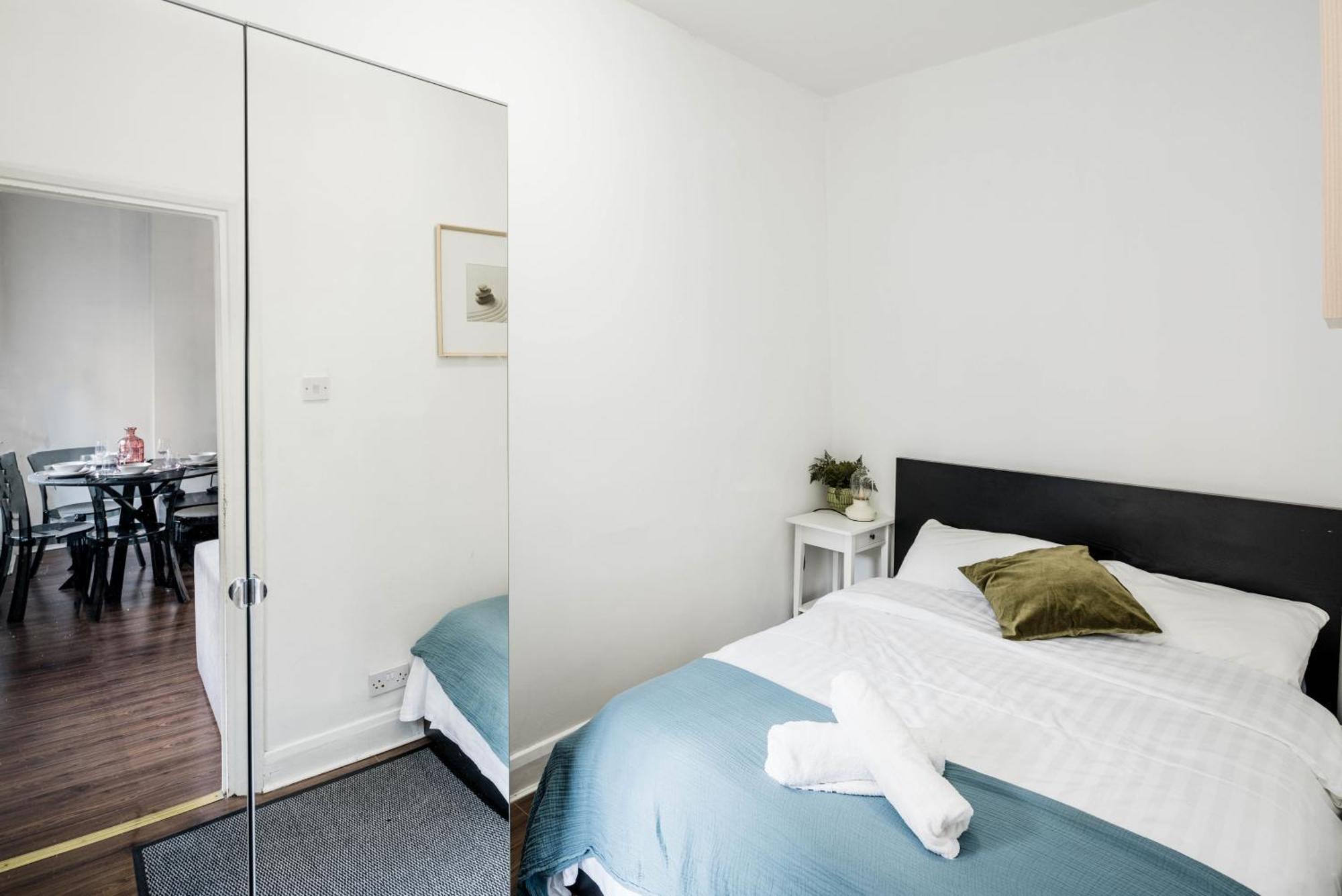Cosy 1 Bedroom Home In Fitzrovia لندن المظهر الخارجي الصورة